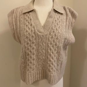 Cream Sweater Vest with Collar Size L